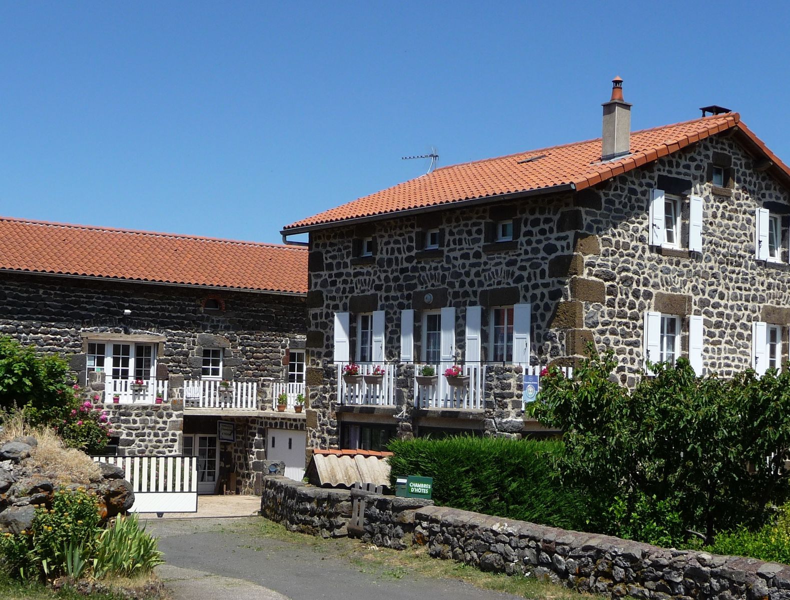 Nous vous accueillons dans La Maison d'Amélina proche du Puy-en-Velay