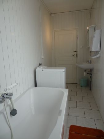 Salle de bain ,Baignoire ,lave linge,WC