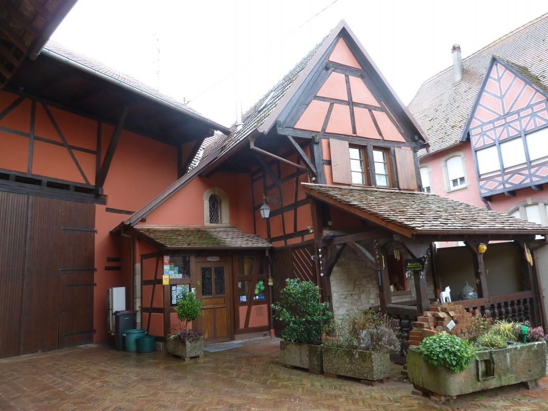        Bâtiment Gîtes