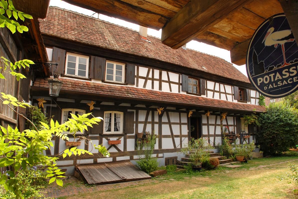 Notre maison, en face du gîte