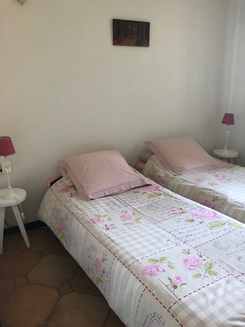 chambre aux roses