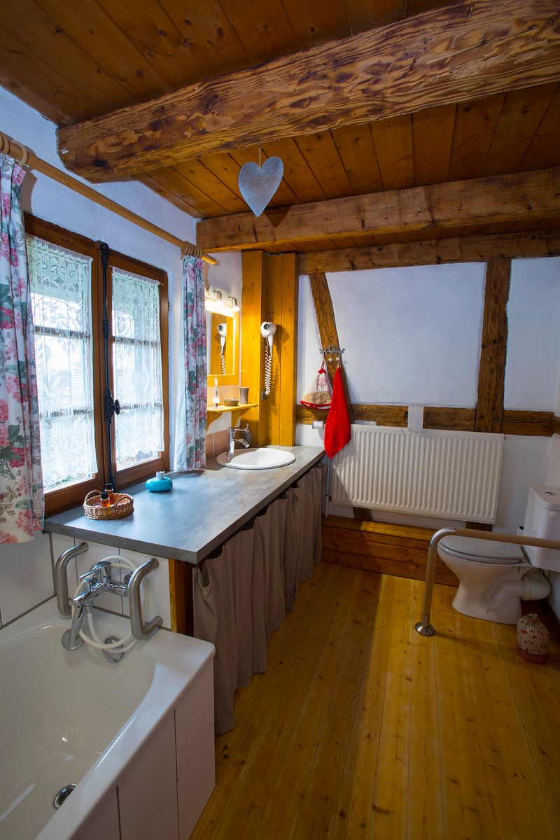 La salle de bain à l´étage