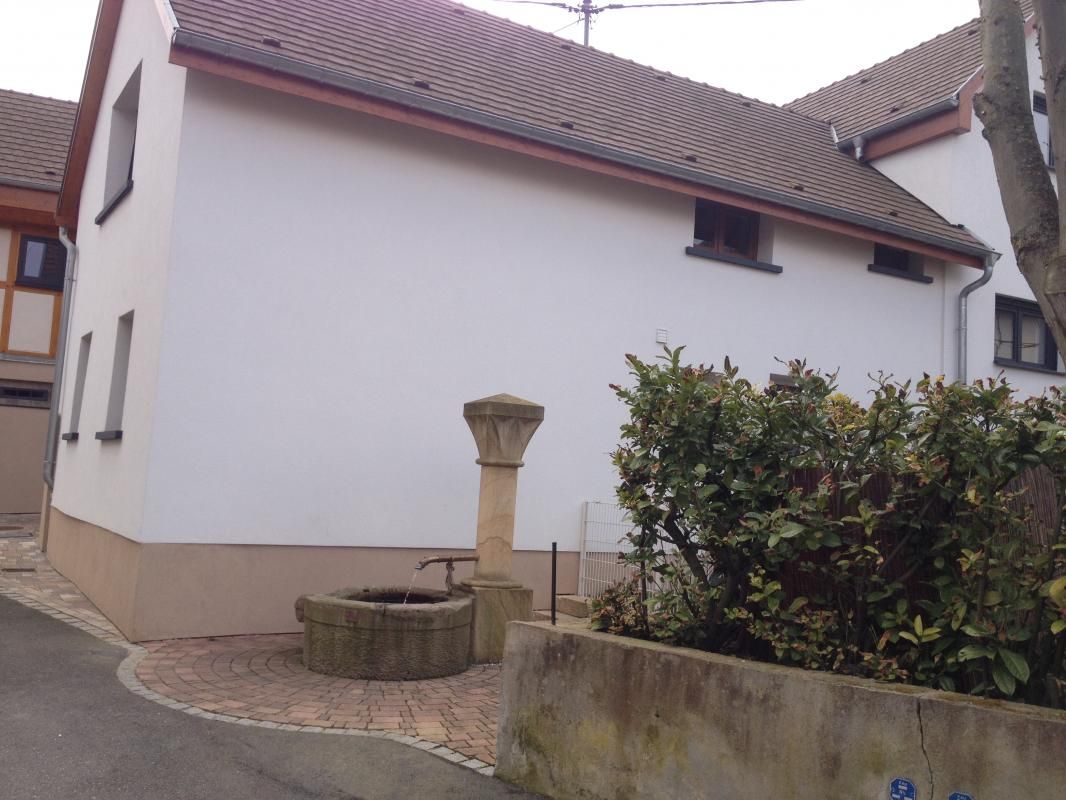 La fontaine à côte du gîte