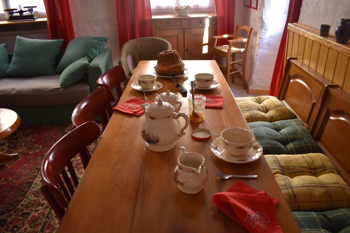 Pièce à vivre, coin repas