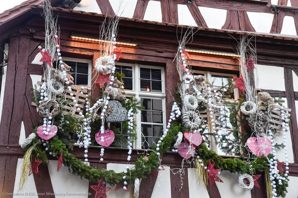 Façade décorée à Noël