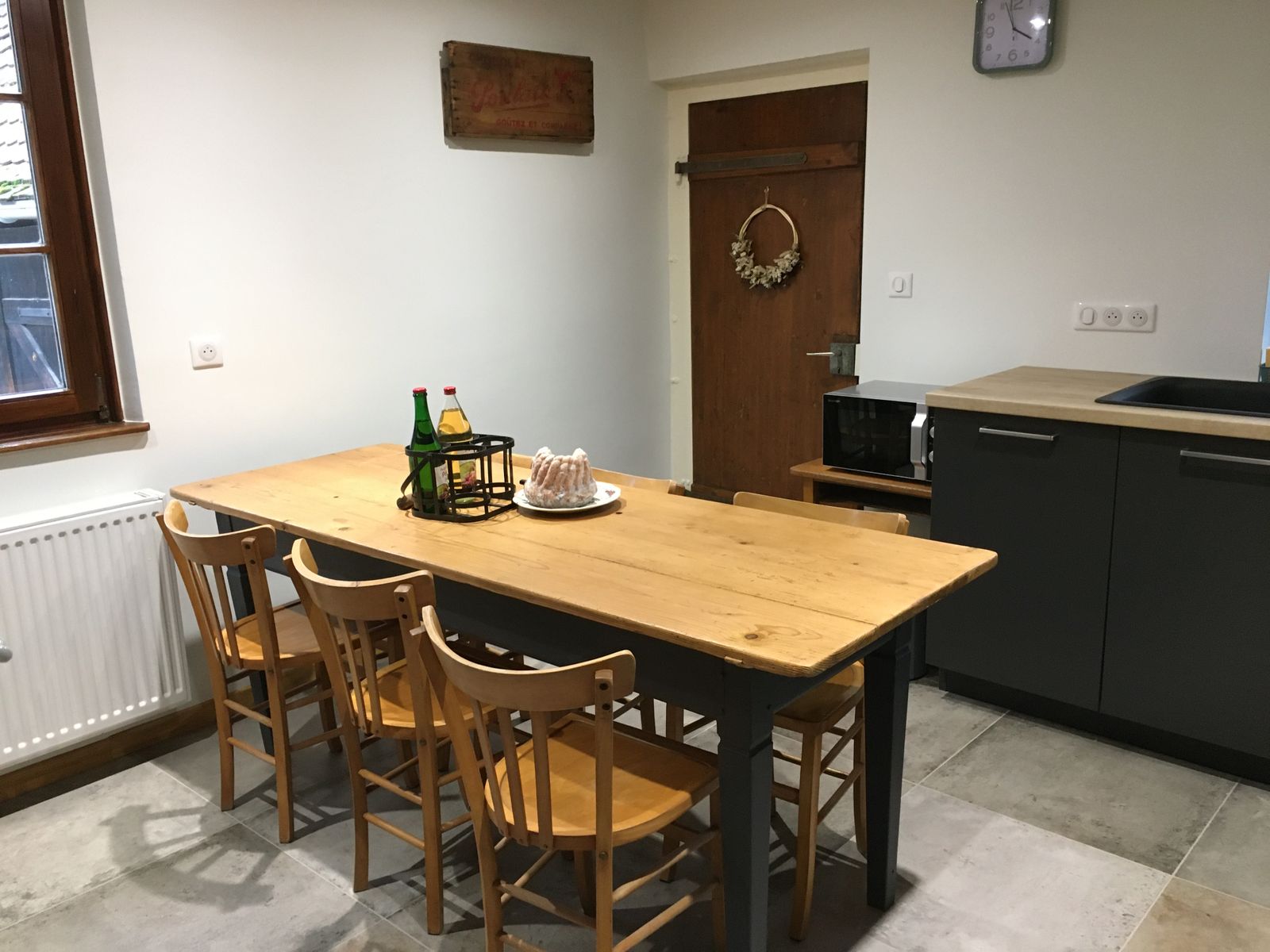 Cuisine avec espace repas