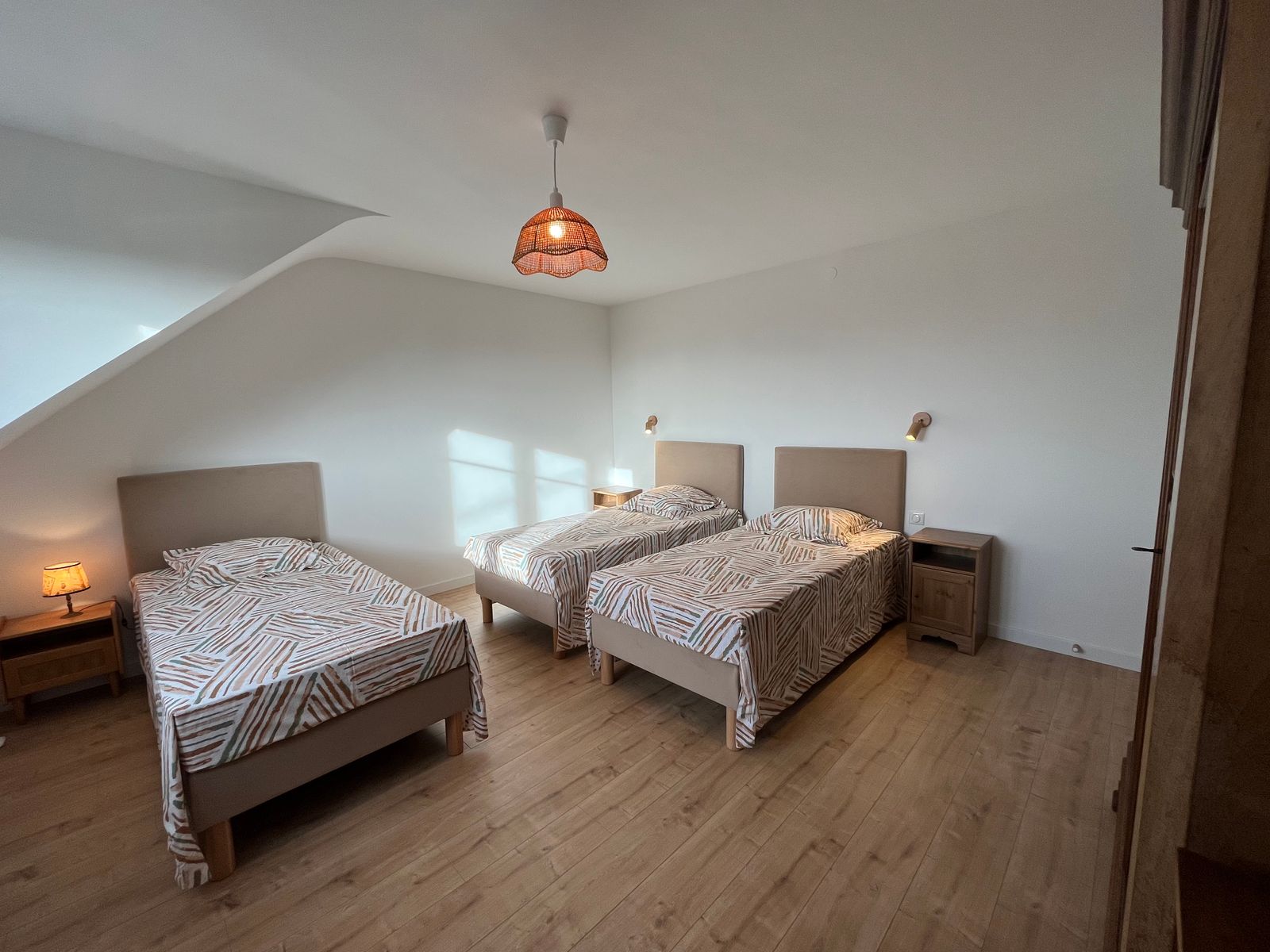 chambre triple 3 lits simples