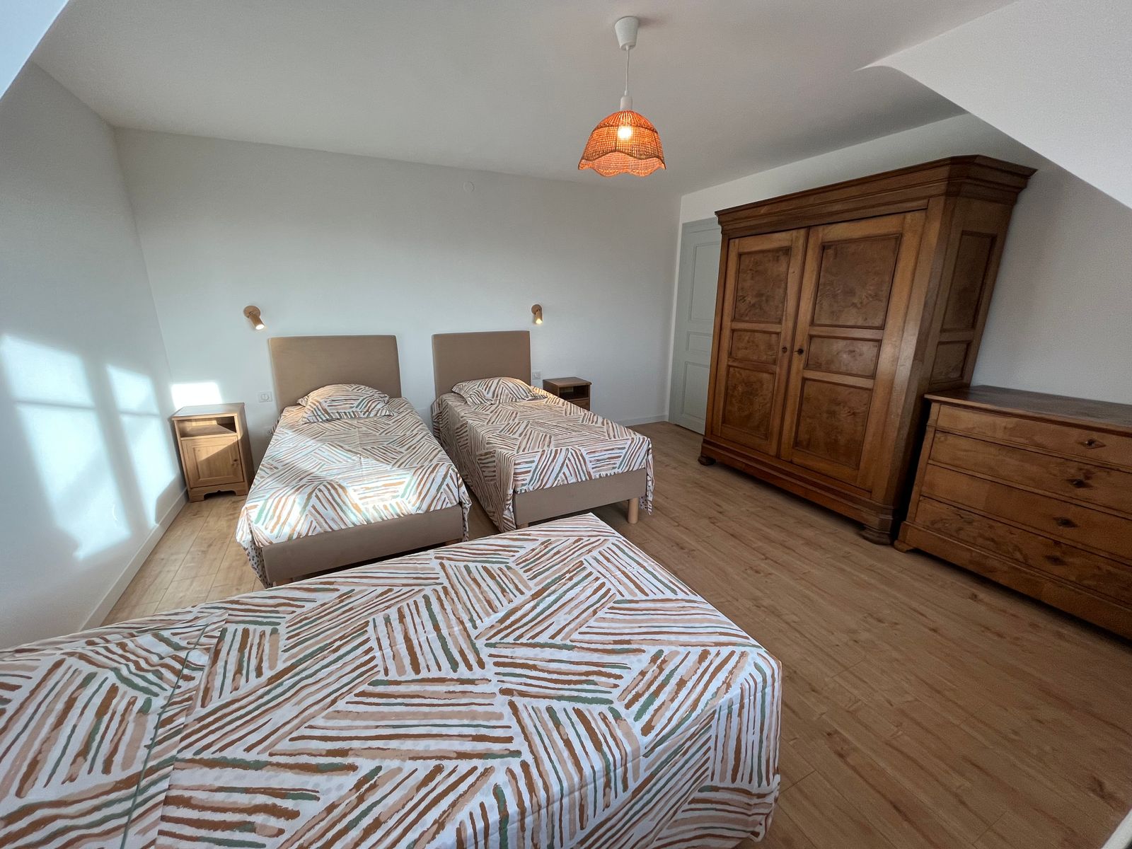 chambre triple 3 lits simples