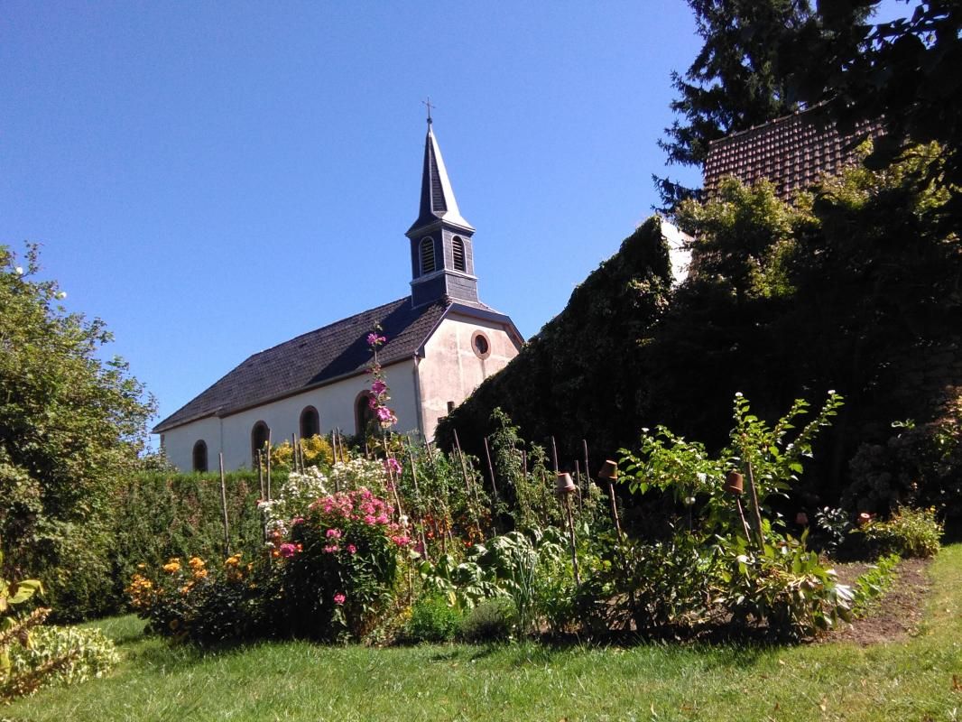 Jardin, Chapelle