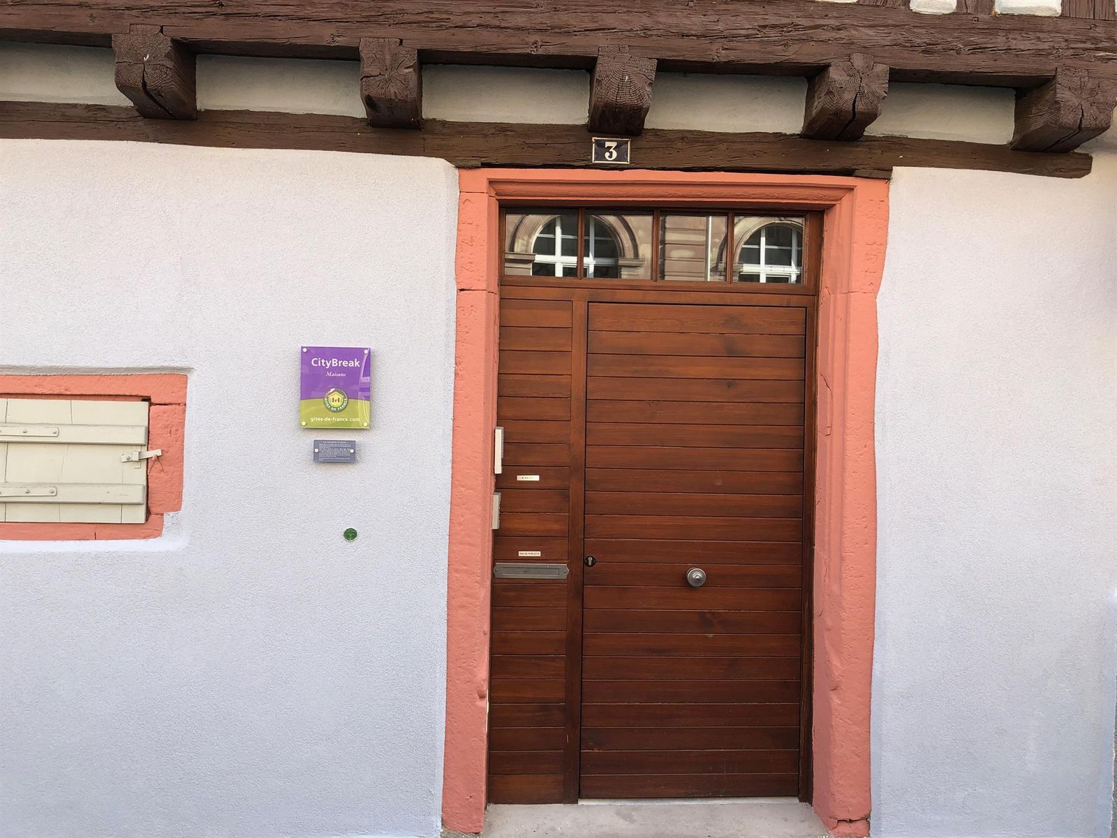 Entrée  3 rue des Ecoles