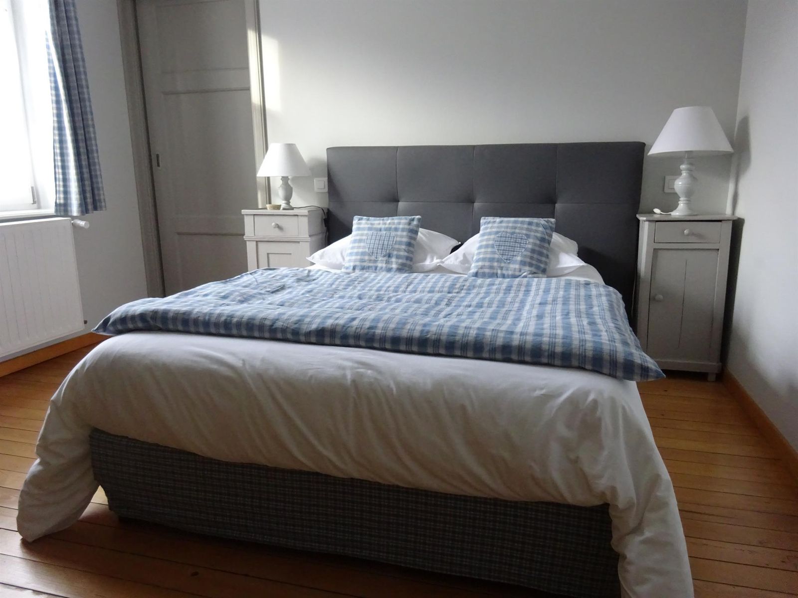 Chambre avec accès salle d'eau