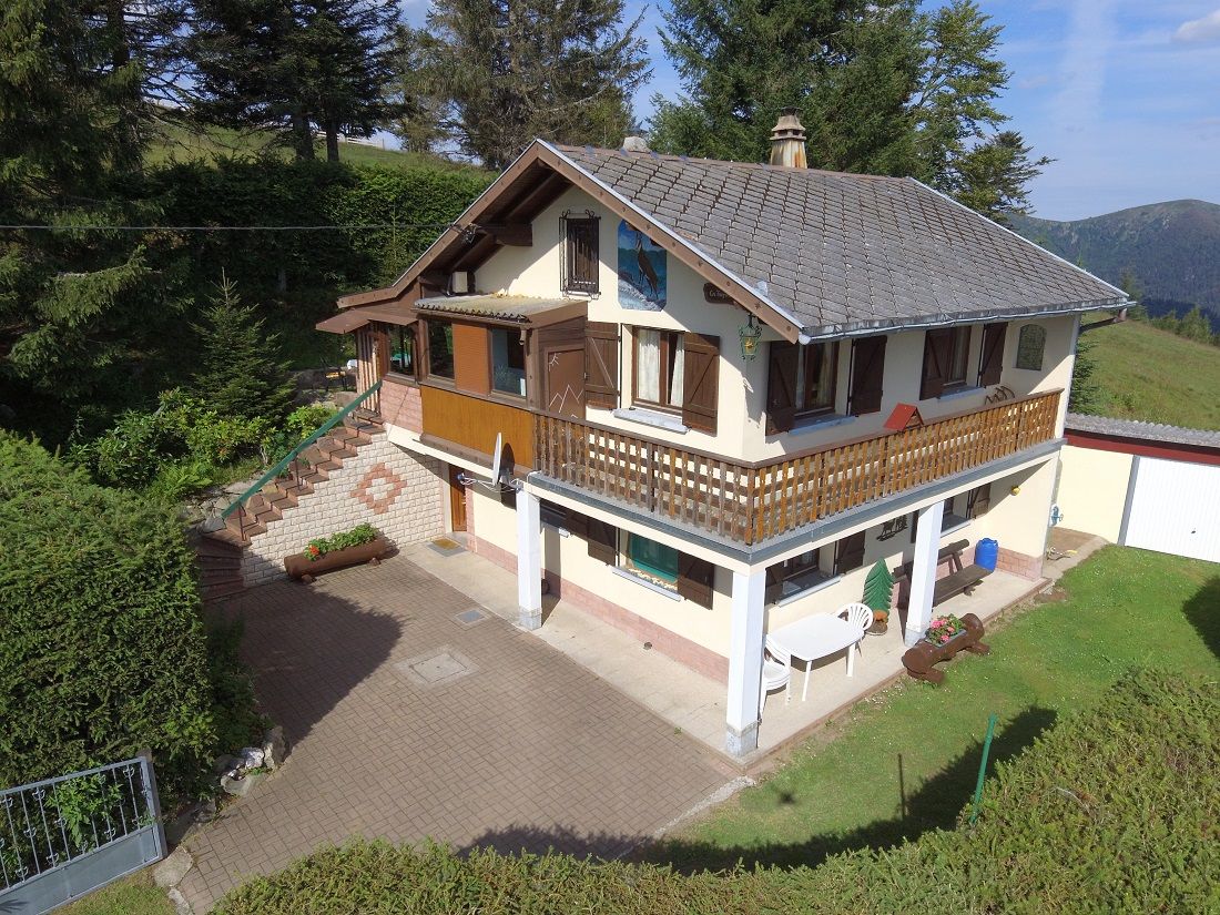 Vue aérienne du chalet