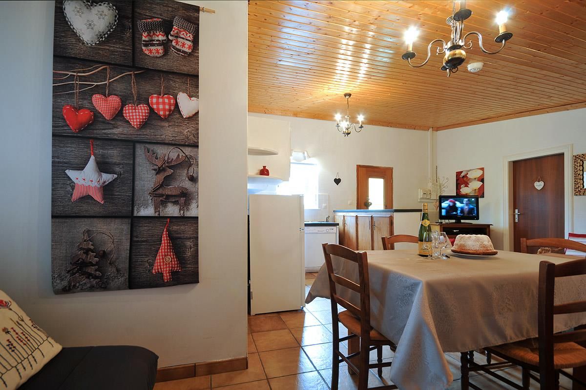 Quetsche d' Alsace: coin-repas