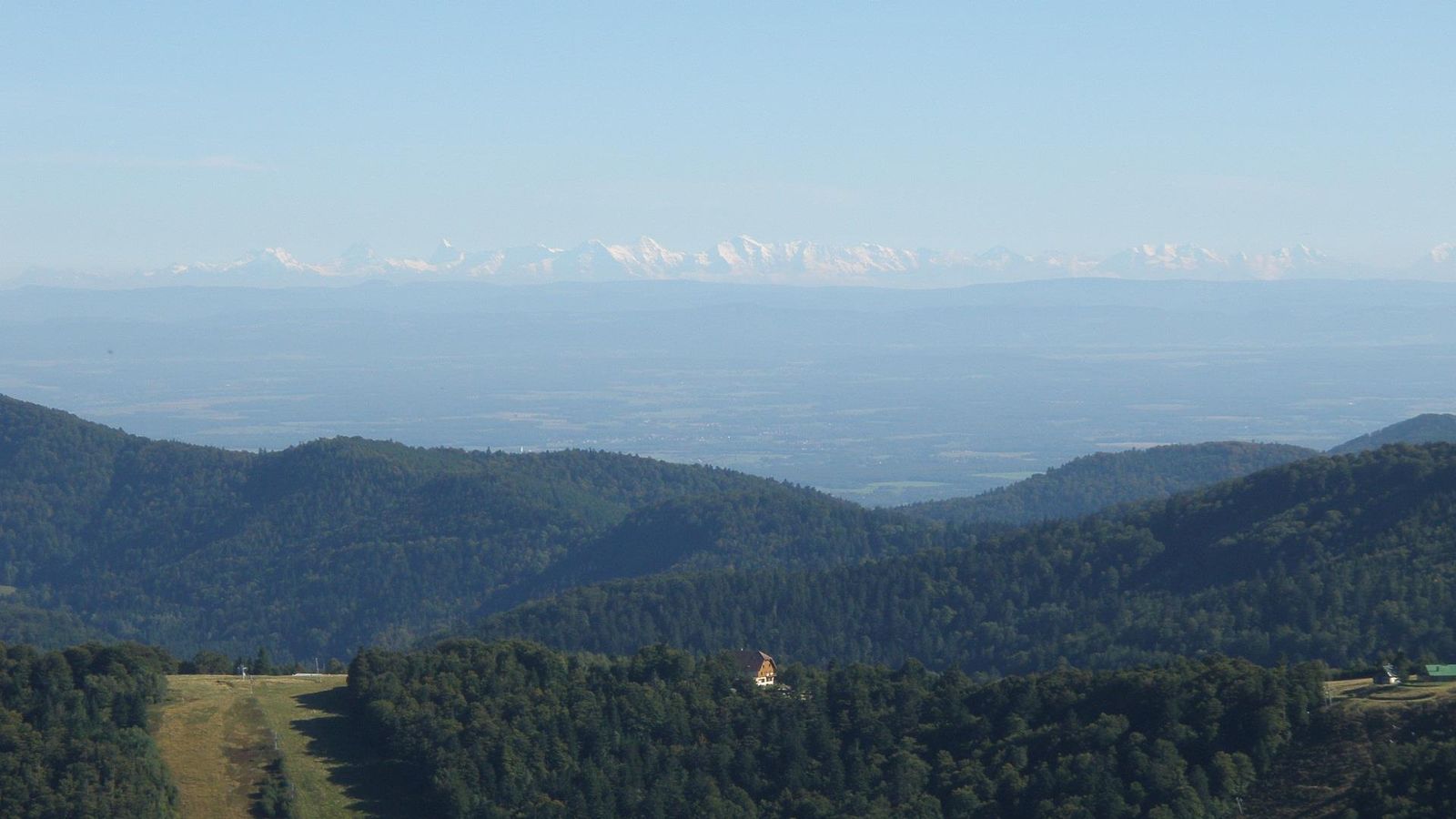 vue sur les Alpes du haut du Ballon d'Alsace