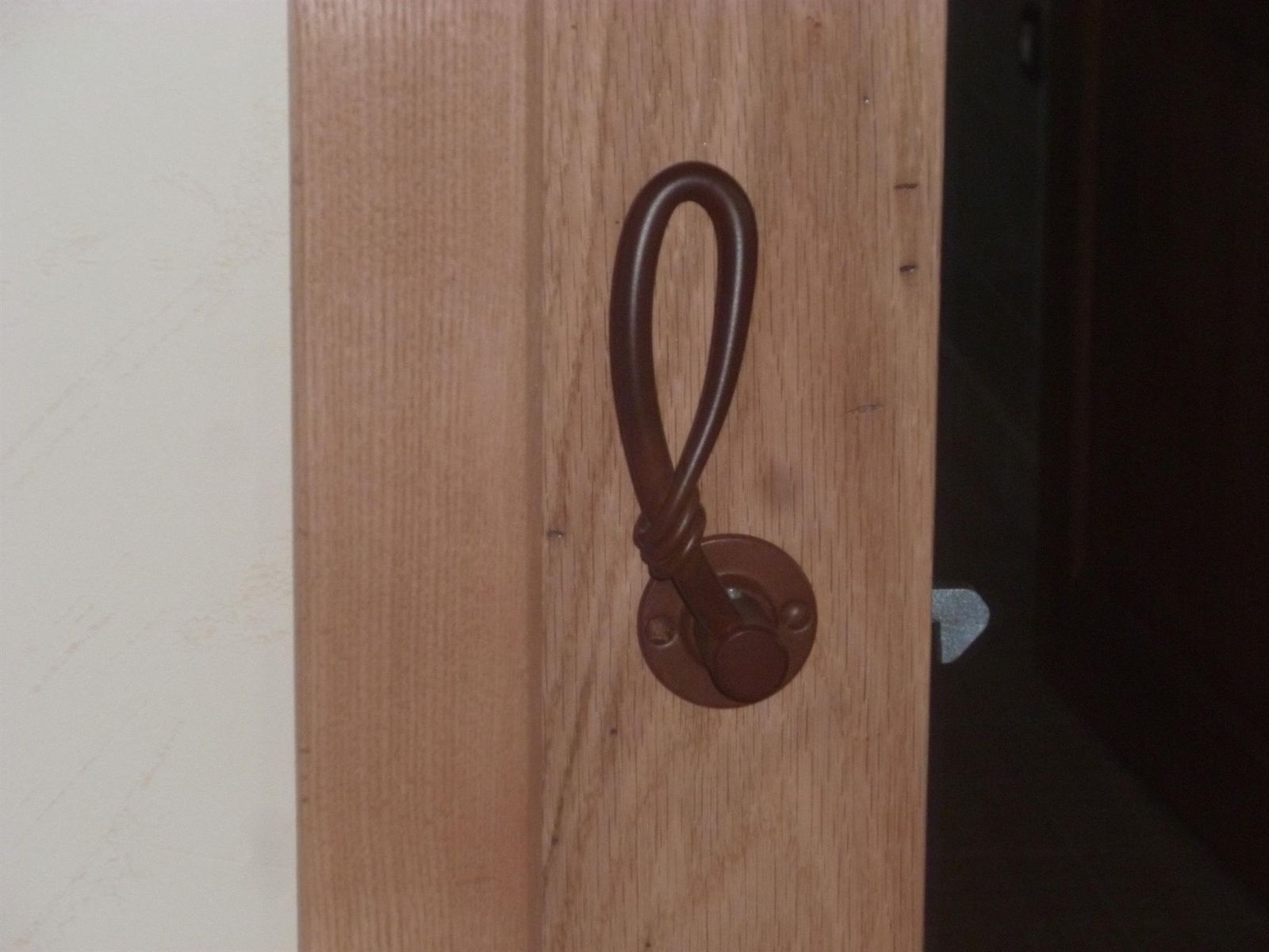 poignée de porte ergonomique