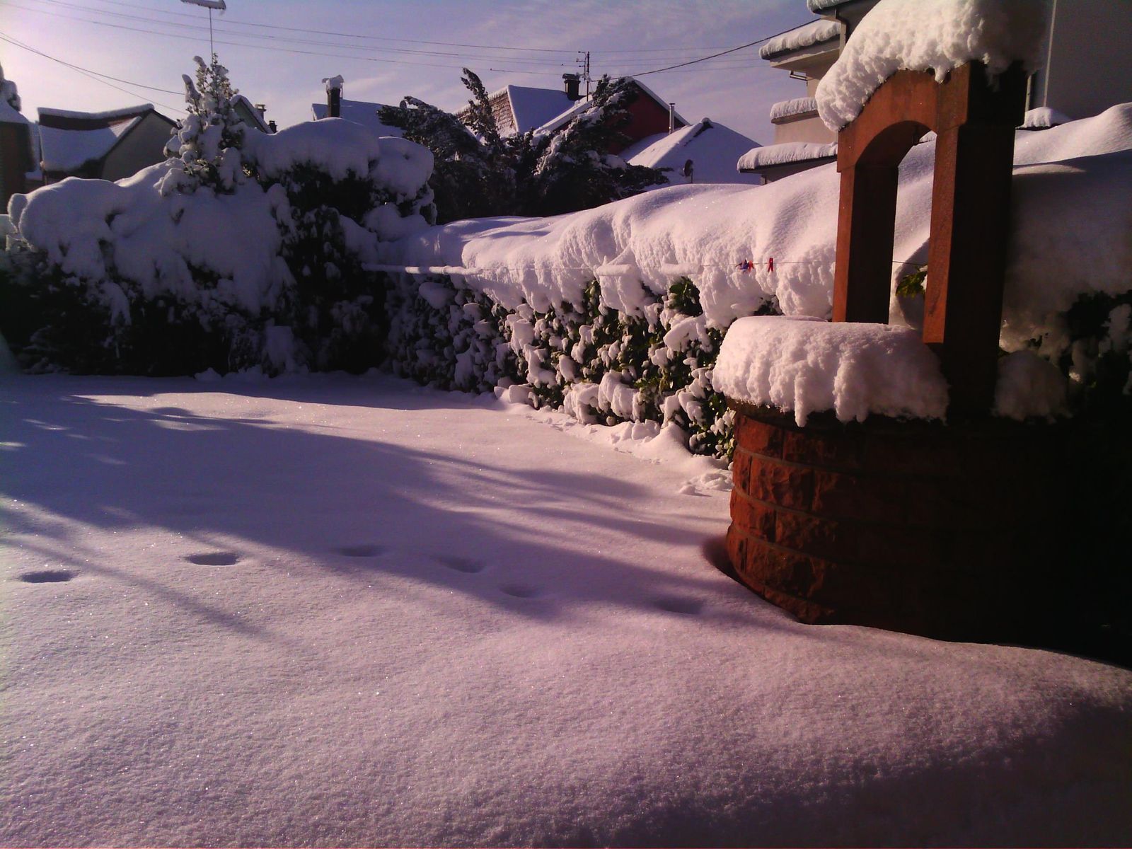 68g1850_puit-neige