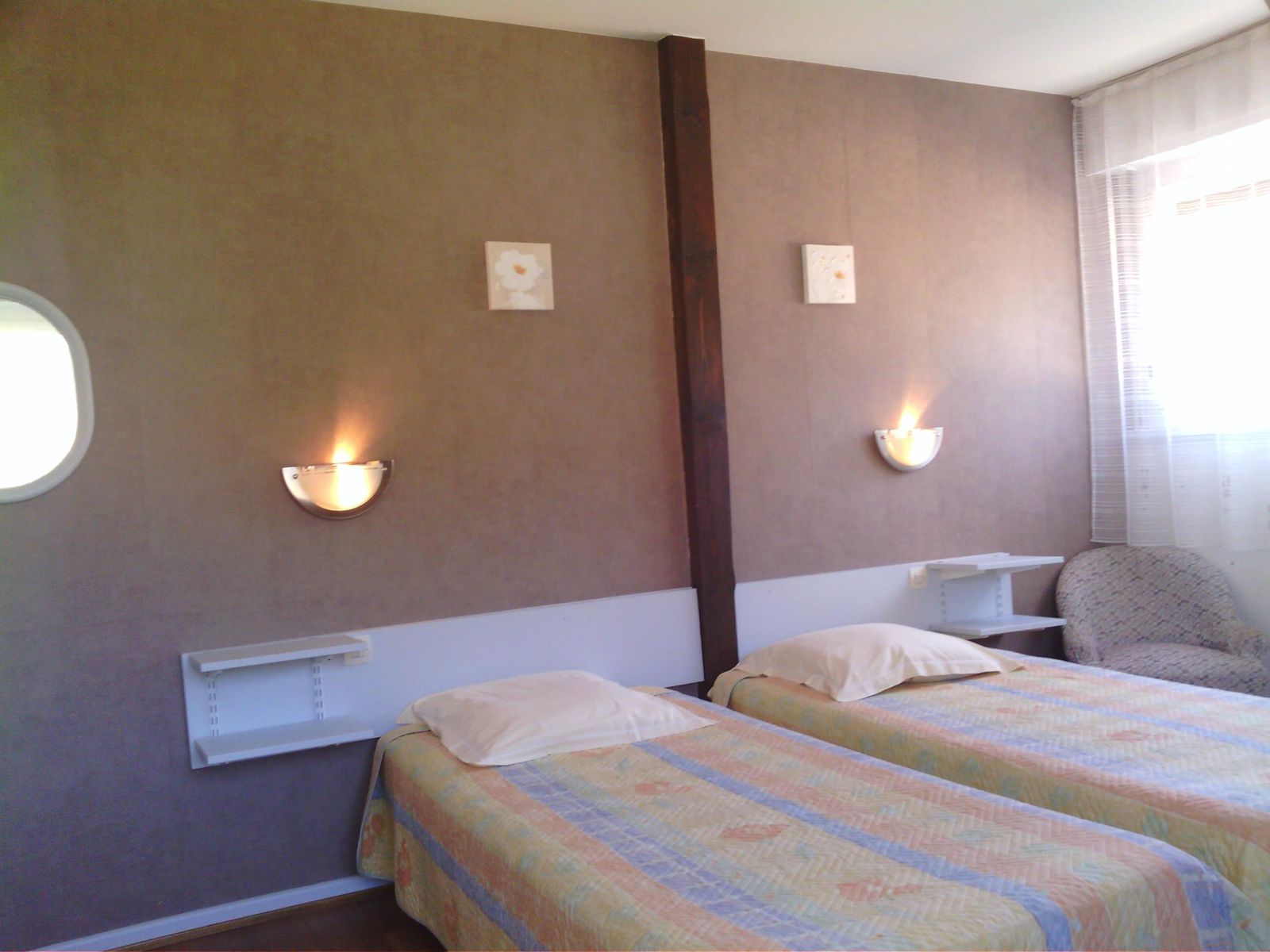 68g1850_chambre 2 lits simples