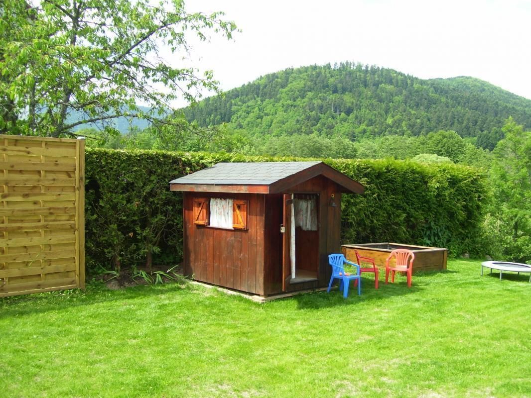 gite  - la cabane des enfants et bac à sable