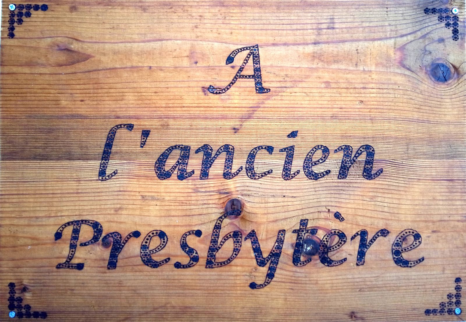 A l'ancien presbytère