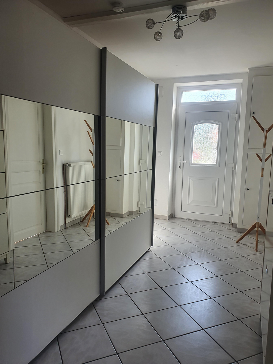 entrée / couloir / armoire