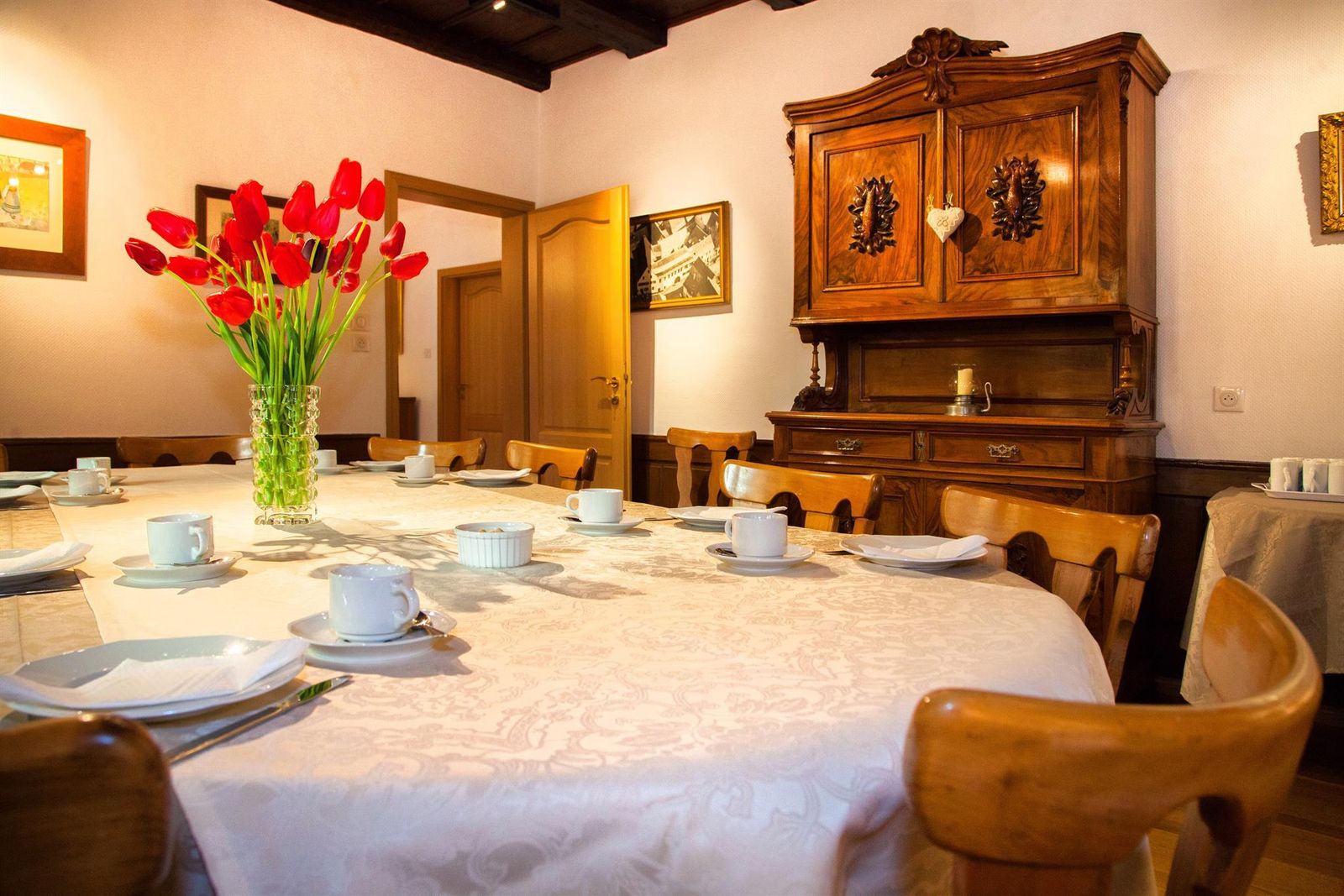Salle petit déjeuner