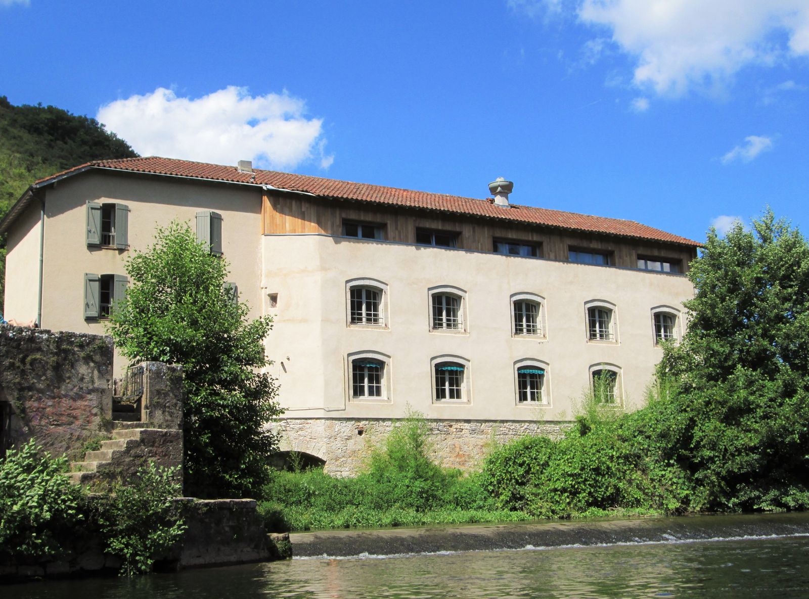 Location Gite De Groupe A Saint Antonin Noble Val Tarn Et Garonne Gites De France Tarn Et Garonne